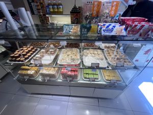 Cookies and cakes  at Sù Bǐng Fāng 素饼坊 in Kunming