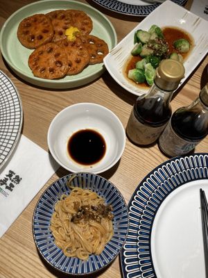   at Qīng Chún 庆春食堂 - Qingchun E Rd in Hangzhou