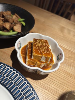 Grilled Mushrooms with Fried Green Beans + Marinated Tofu  at Qīng Chún 庆春食堂 - Qingchun E Rd in Hangzhou