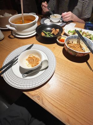   at Qīng Chún 庆春食堂 - Qingchun E Rd in Hangzhou