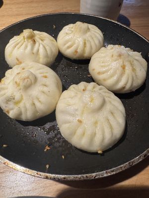Mushroom filled Bali’s 包子. I forgot until the end to use the delicious vinegar and soy sauce on the table as a dipping sauce    at Qīng Chún 庆春食堂 - Qingchun E Rd in Hangzhou