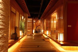 二楼包厢 at Qīng Chún 庆春食堂 - Qingchun E Rd in Hangzhou