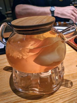 White fungus tea at Qīng Chún 庆春食堂 - Qingchun E Rd in Hangzhou