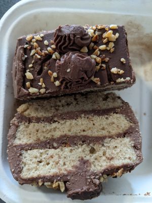 Yule Log for 2, delivery - December 2020 at Menthe Chocolat in Toulon