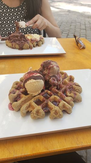 waffle and icecream at La Gelateria del Barri in Santiago