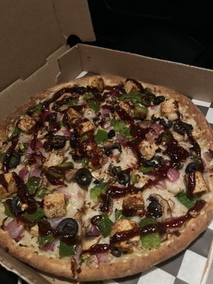 Vegan Bombay Garlic at Pizza Twist in Arlington