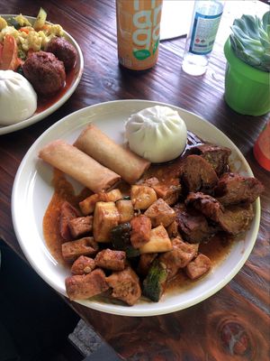 No pato, tofu, arrollados y Bao at Holy Bao in Santiago