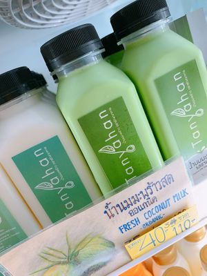 Wow!!! New experience   at Chiangmai Cafe in Bangkok