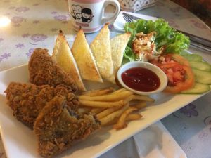 Steal set at Love Power Coffee Cafe in Phnom Penh