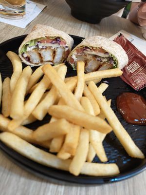 Hooish fried wrap 🌯 Feb 25 at Greendot 绿一点 - Bishan in Central Singapore