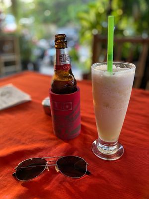 Beer and pineapple shake at P & T Hostel in Koh Samui