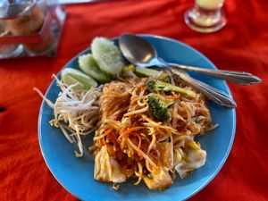 Vegan pad thai at P & T Hostel in Koh Samui