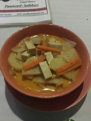 Massaman Curry at P & T Hostel in Koh Samui