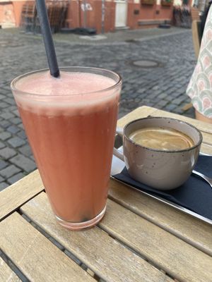 Grapefruitsaft  at Nana in Heidelberg