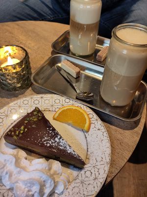 Pistazie-Schoko-Kuchen at Nana in Heidelberg