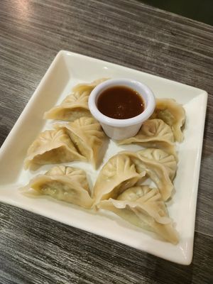 Gyosas de vegetales al vapor at Hocha in Santiago