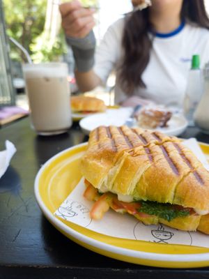  at Cafe Del Barrio in Santiago