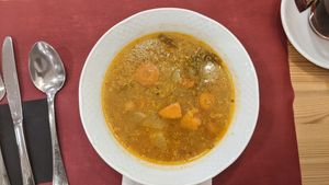 Vegetable soup at Teff Vegetariano in Elche