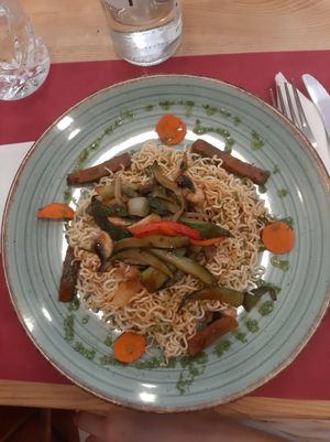 Noodles at Teff Vegetariano in Elche