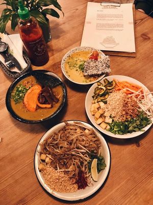 Pad Thai, ramen, salad, soup. at Umamitu by Papuvege in Lodz