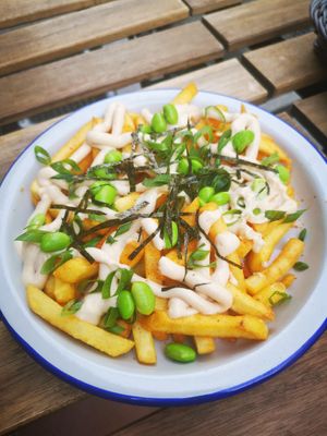 Tokyo frise 😣 at Umamitu by Papuvege in Lodz