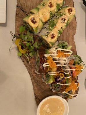 Dynamite et F-eel Me!  at Ohana Sushi Vegan in Montreal