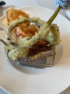 Légumes Assortis Tempura  at Ohana Sushi Vegan in Montreal