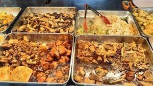 Buffet spread at Kang Su Vegetarian 康素 - French Rd in Central Singapore