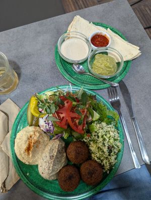 Falafel Plate vegan at Falavela in Crete