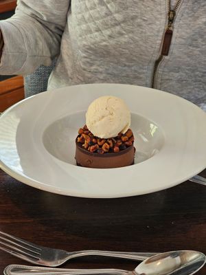 Vegan cheesecake with ice cream at Bunratty Manor in Limerick