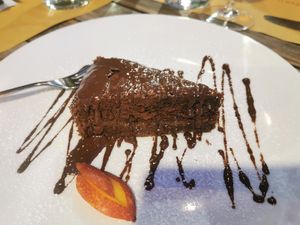 Torta al cioccolato at La Casa Degli Ulivi in Castagneto Carducci