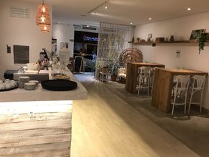 Entrance and serving salloon at Casa Graviola in Brasilia