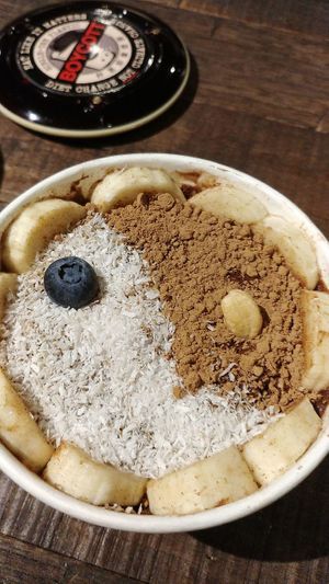 Yin Yang bowl at Mana! - Wan Chai in Hong Kong Island