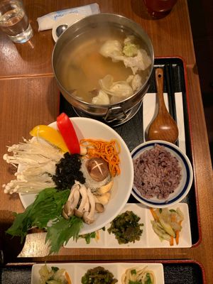 Hot pot at Muku Taiwanese Vegetarian Food in Kyoto