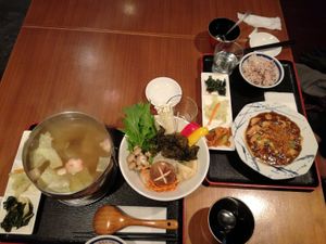 Boiling pot with vegetables (left), tofu bowl (right) at Muku Taiwanese Vegetarian Food in Kyoto