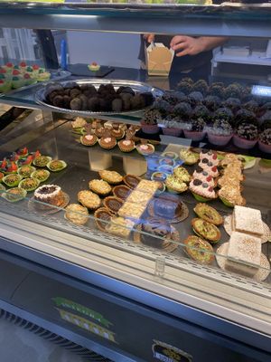Cake counter at Leccornie in Milan