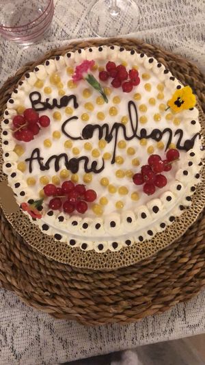 Buon compleanno a me. Grazie infinite a voi per avermi fatto festeggiare con una torta così come la desideravo   at Leccornie in Milan