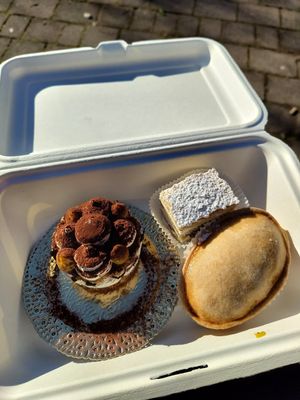  at Leccornie in Milan