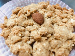 Sbrisolona serving at Leccornie in Milan