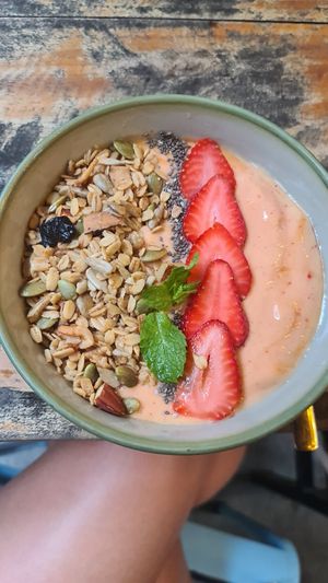 Smoothiebowl at Phin Coffee in Hoi An