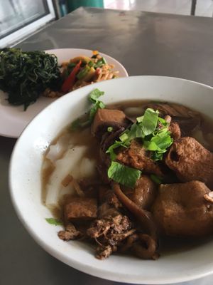 Kueh Chap at Vegetarian in Rayong