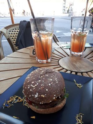 Burger at Santas Oase in Solothurn