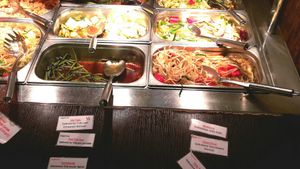 Buffet with a good variety of vegan dishes at Bali Indonesisches in Iserlohn