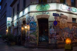 The outside at Hellmuts in Dresden