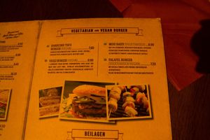 The vegan burger menu at Hellmuts in Dresden
