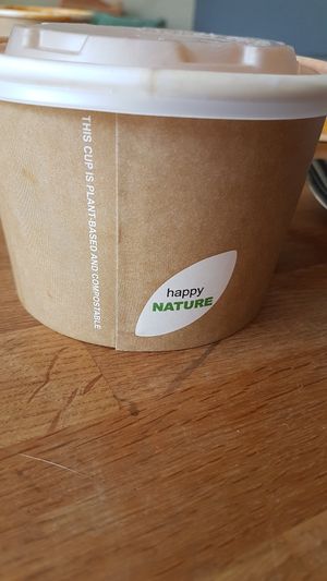 Compostable cups and lids, plastic-free at Katrin's Löffelbar in Luebeck