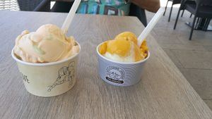 Mango, cantaloupe, apple and pineapple. at Slascicarna Jadran pri Ekremu in Izola