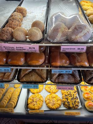 Options  at Keefer Court in Eden Prairie