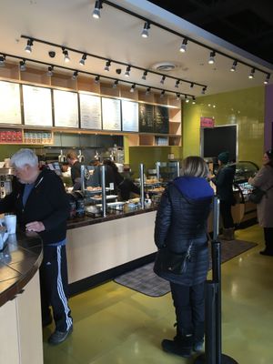 Ordering Line at Peoples Organic in Eden Prairie