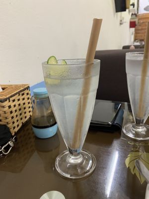 Lemonade  at Chay Tay Ho in Hanoi